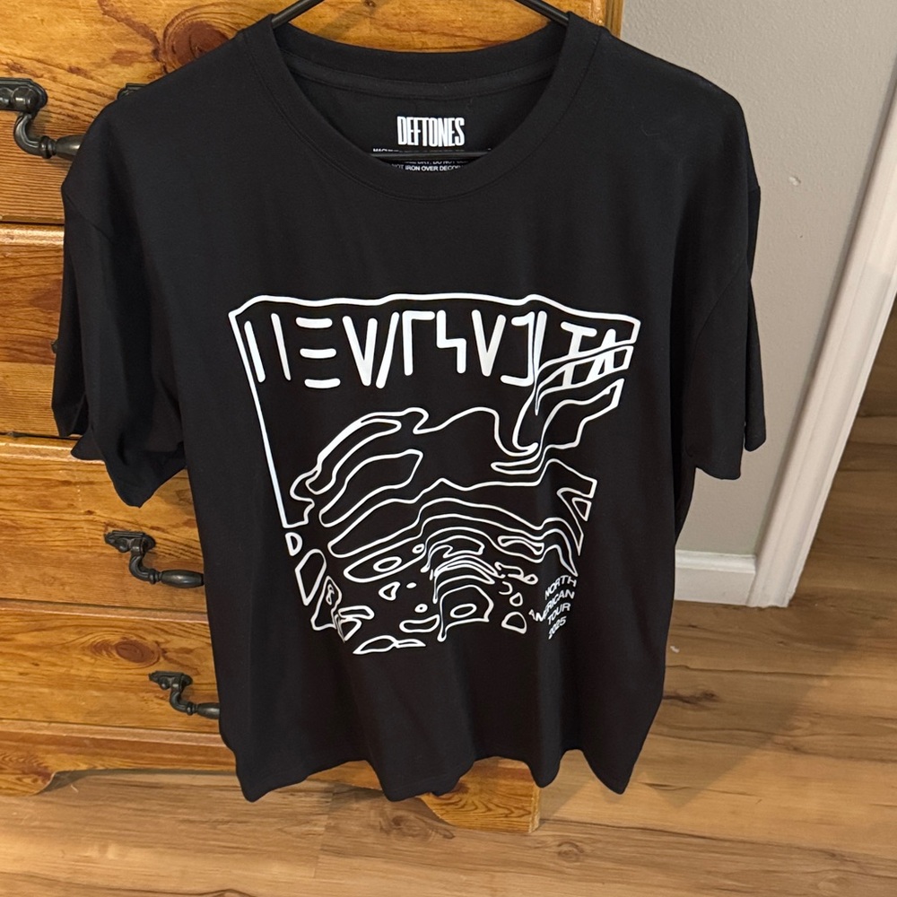 **Replica** 
Mars Volta 2025 Tour T Shirt Size XL 
not the official concert tee
